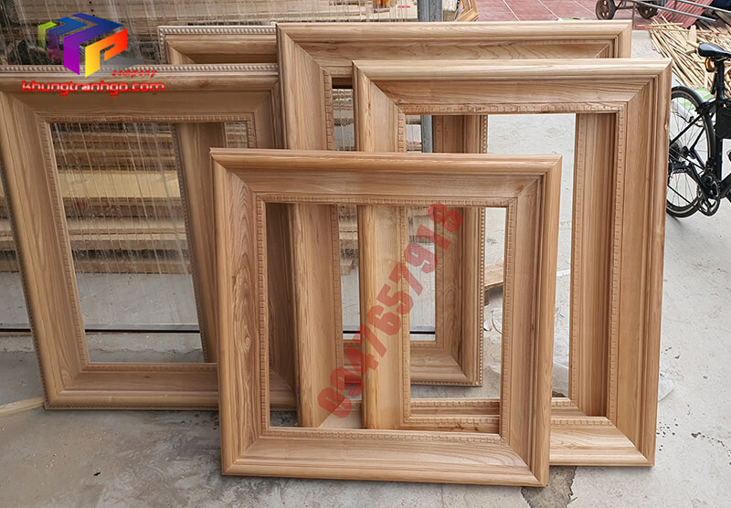5 mẫu khung tranh gỗ Sồi đẹp cho nội thất phòng khách